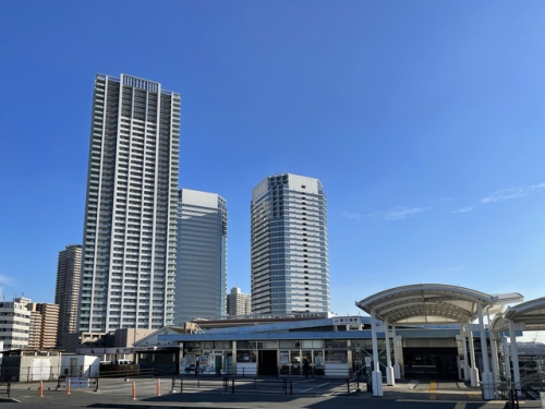 新川崎駅前の風景